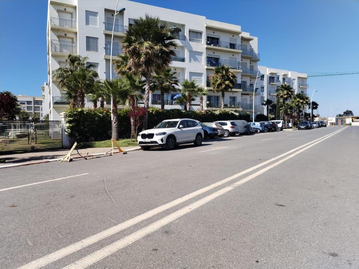 Apartmán Apparemment De Luxe Vue Piscine Bouznika Exteriér fotografie